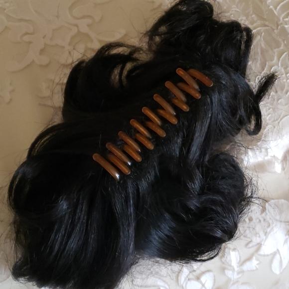 Instant Up Do! - Picture 2 of 5